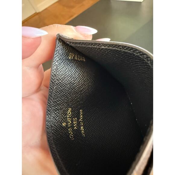 Louis Vuitton Reverse Monogram Cardholder - Picture 7 of 9